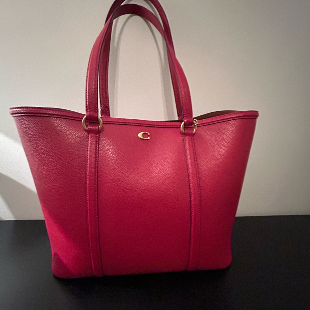 COACH
Legacy Pebbled Leather Tote